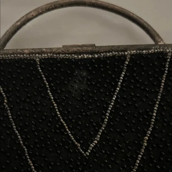 Bundle of Vintage Black & silver Beaded Evening Clutch - Elegant Women's Bag. - Picture 4 of 14